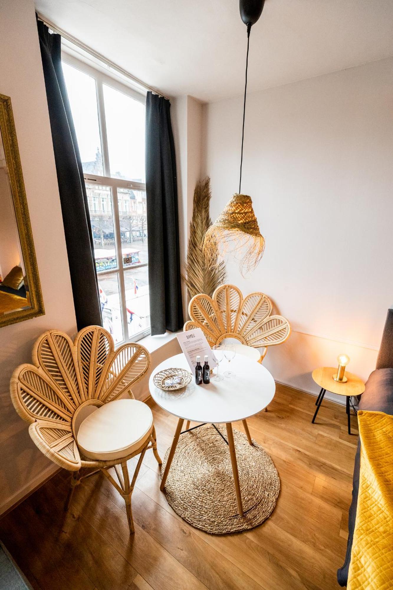 Bambu Sleep Boutique Ξενοδοχείο Χάαρλεμ Δωμάτιο φωτογραφία